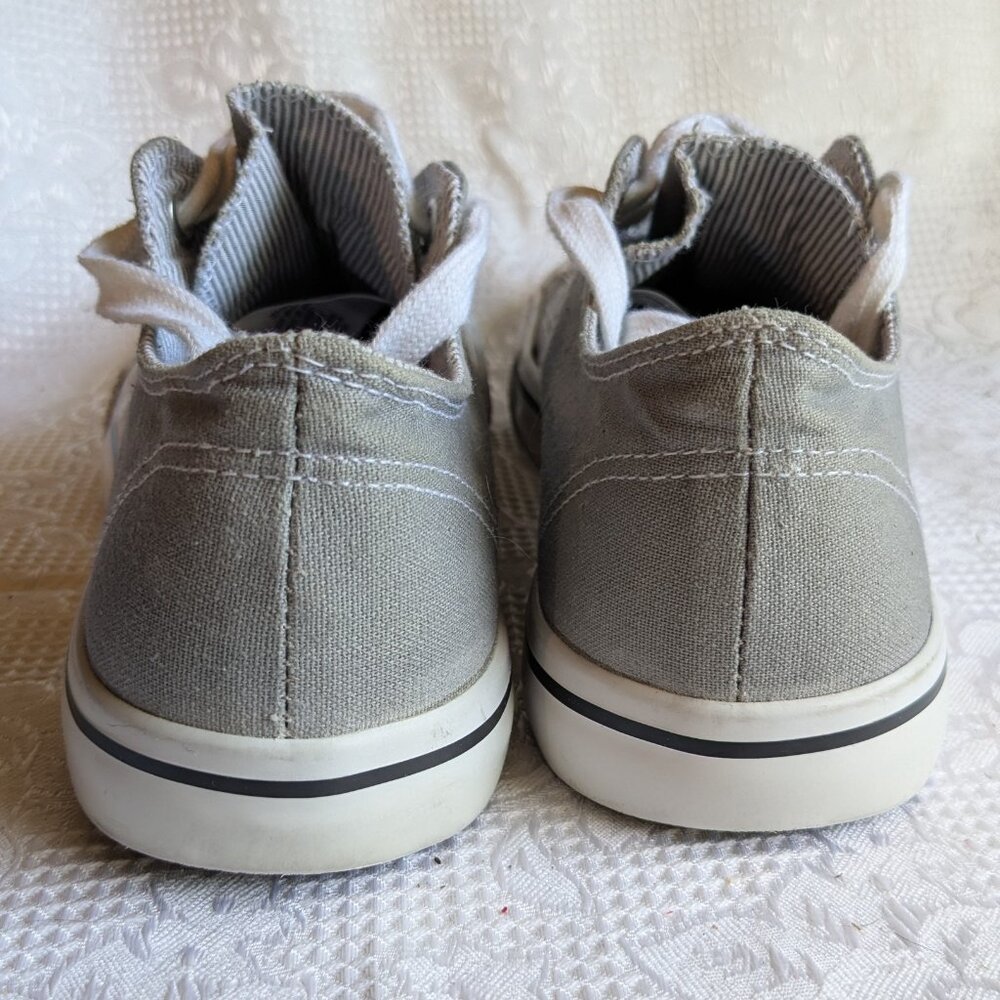 Converse Chuck Taylor Low Top Classic Gray Size 9 - Picture 5 of 10